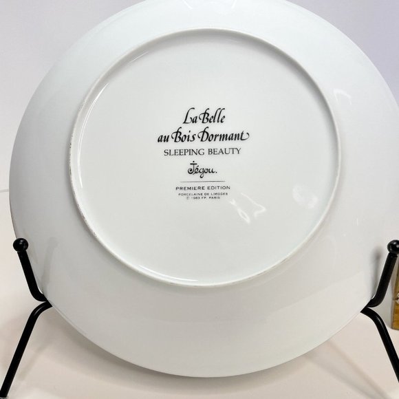 Limoges Porcelain Sleeping Beauty Premier Edition 1983 w/ Display Stand - Picture 3 of 6
